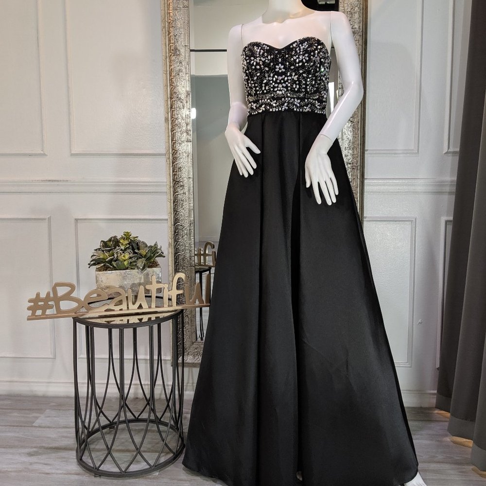Black Strapless Formal Evening Prom Dress Gown